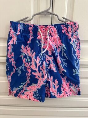Lilly Pulitzer boys swim trunk size Medium